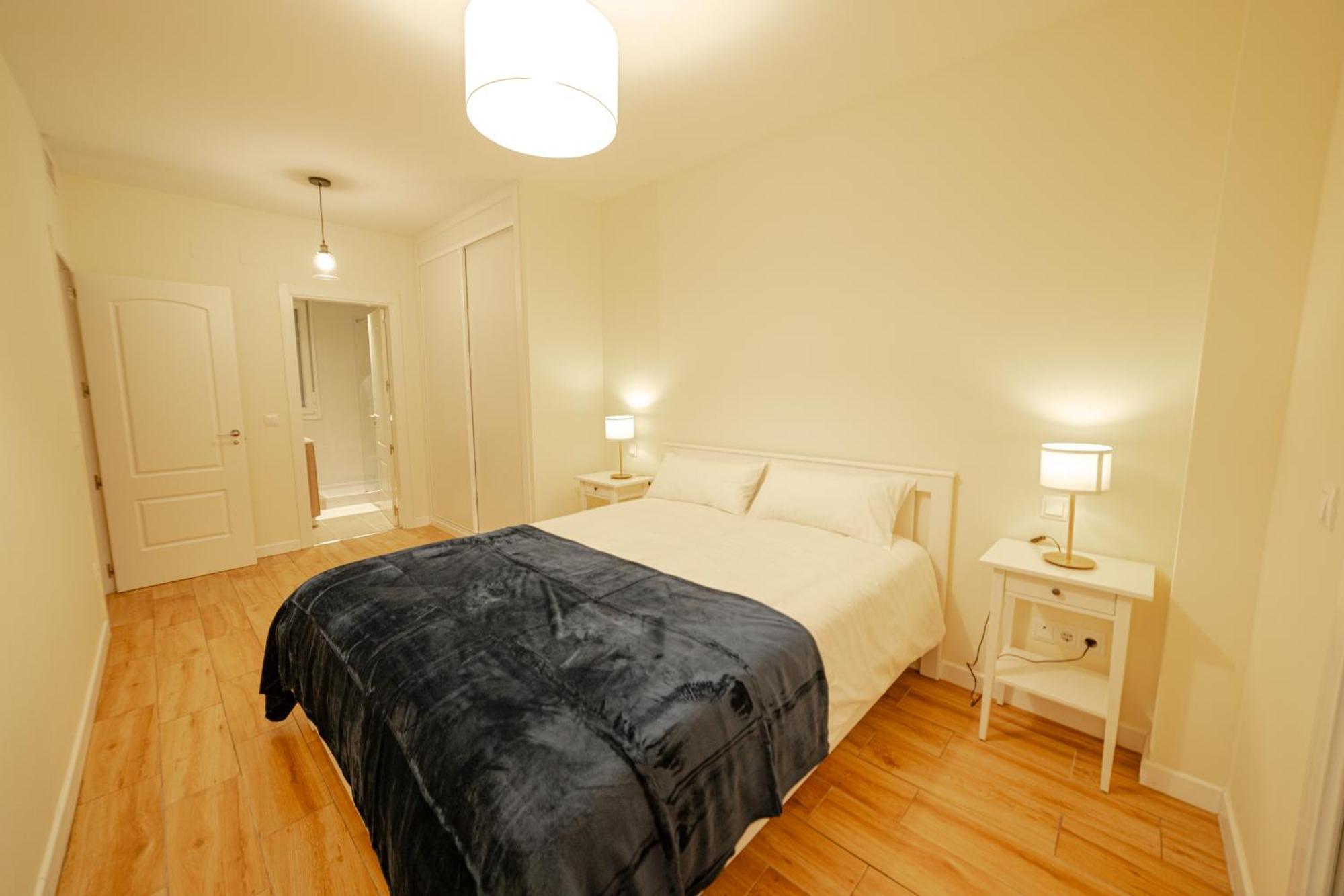 Avenida De America -chamartin- 0a93 Apartment *